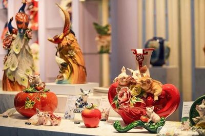 会展中心美翻天！一年卖出十个亿的故宫文创来了，还有敦煌壁画……